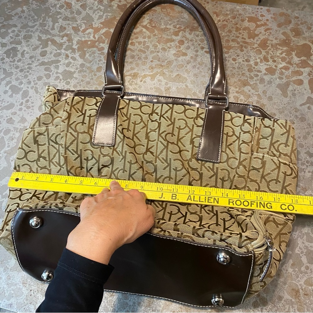 Calvin Klein Tote Bag Woman’s Purse multi Pockets Side pocket Shoulder Bag zip - Picture 14 of 16